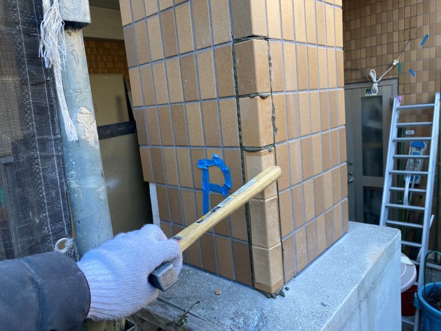 東京都大田区の外壁タイル補修工事.貼り